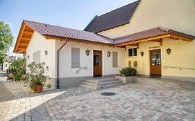 Gästehaus Weingut Politschek